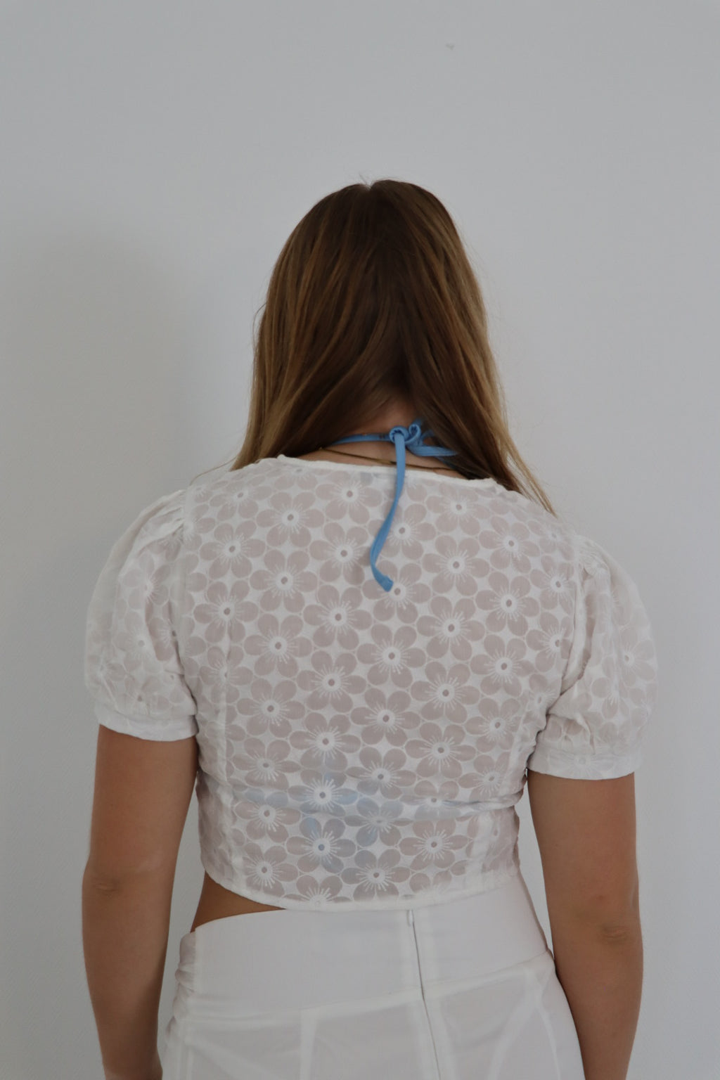 Crop top met korte mouwen, bloemenprint en V-hals