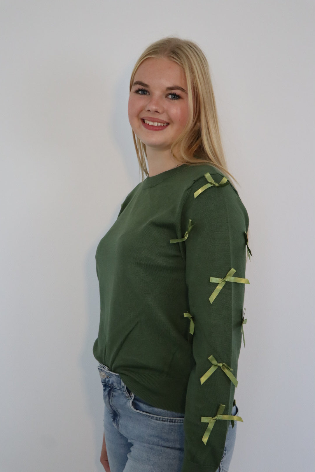 Gebreide trui met strikdetail groen