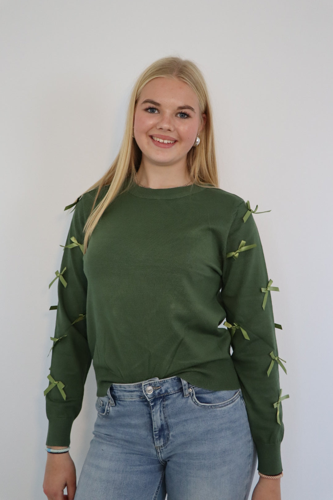 Gebreide trui met strikdetail groen